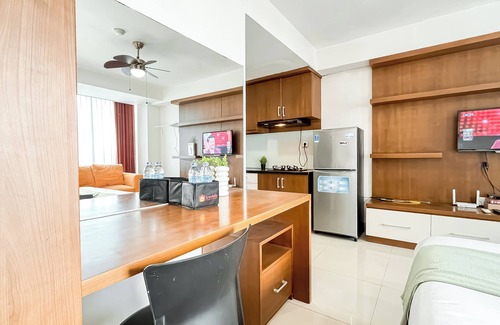 Jatinegara Apartment | Modern Pop Urban Studio At Tamansari The Hive Apartment