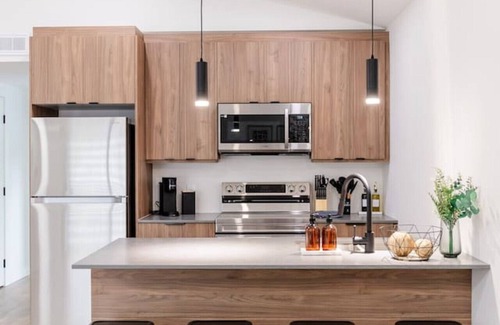 Winnipeg House | Modern, Prime Location & Comfort