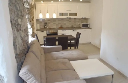 Lupoglav Apartment | Modern Private Flat with Pool in Authentic Istrian Village