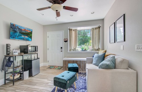 Colorado Springs Apartment | Stylish Private Suite Near Attractions with Spa & Breakfast