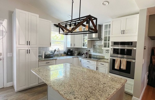 Gotha House | Inviting Home Near Orlando - Pet Friendly & Family Ready