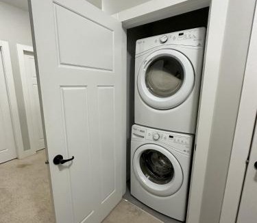 South Newton House | Affordable Modern Queen Suite in a Family-Friendly Home