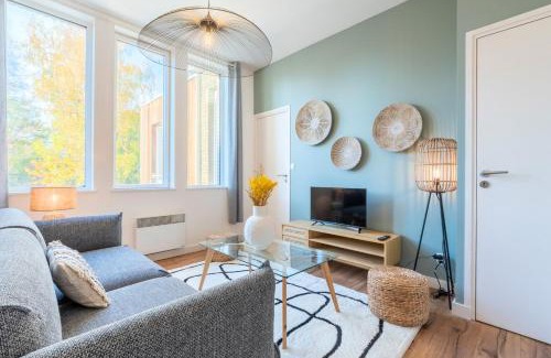 Marcq-en-Baroeul Apartment | Quiet 3-Bedroom Apartment with Parking - Rated 8.6/10