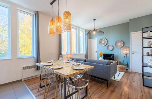 Marcq-en-Baroeul Apartment | Quiet 3-Bedroom Apartment with Parking - Rated 8.6/10