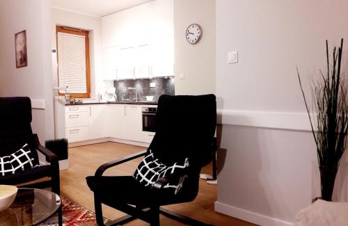Wilanow Apartment | Relaxing Retreat in Royal Wilanów with Netflix Access