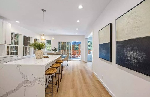 Half Moon Bay House | Tranquil Redwood Retreat with Ocean Views Near Silicon Valley