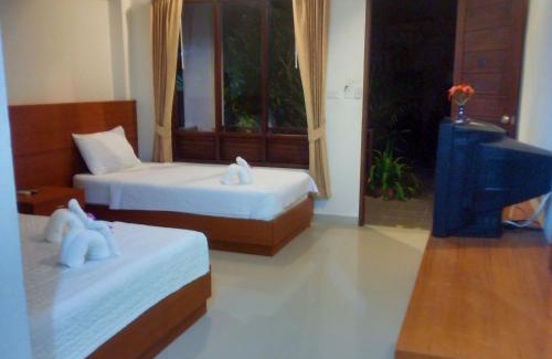 Haad Rin Resort | Coastal Escape: Modern Resort with Oceanfront Views
