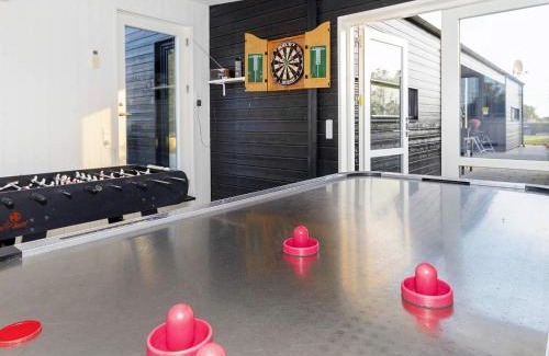 Hjarbæk House | Spacious 8-Person Holiday Home in Løgstrup with Pet-Friendly Perks