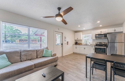 Chassahowitzka Cabin | Cozy Modern River Cabin #5 with Family-Friendly Amenities