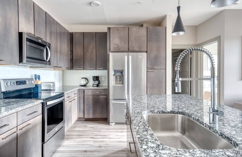 Montopolis Apartment | Modern Riverside 2BR with Pool, Gym & Pet-Friendly Stay