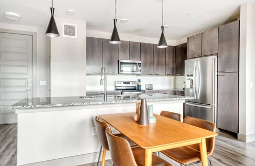 Montopolis Apartment | Modern Riverside 2BR with Pool, Gym & Pet-Friendly Stay