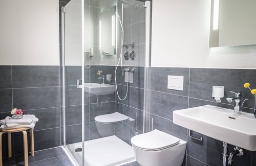 Bruhl-Guterbahnhof Apartment | Modern Room M with Terrace - Perfect for Family Getaways