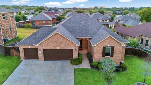 Round Rock House | Modern Round Rock Getaway with Private Hot Tub