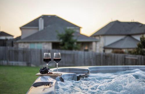 Round Rock House | Modern Round Rock Getaway with Private Hot Tub