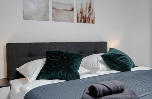 Ihlingen Apartment | Modern 2-Bedroom Apartment in Quiet Central Location