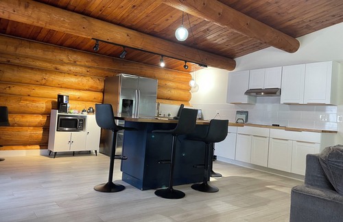 Cantwell Cabin | Idyllic Retreat Near Denali Park with Ocean View Amenities