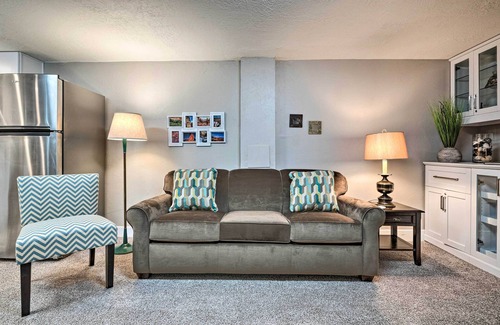 South Salt Lake Apartment | Modern Salt Lake City Apartment with Spa & Breakfast Included
