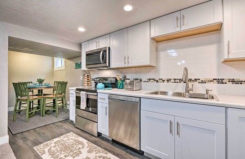 South Salt Lake Apartment | Modern Salt Lake City Apartment with Spa & Breakfast Included