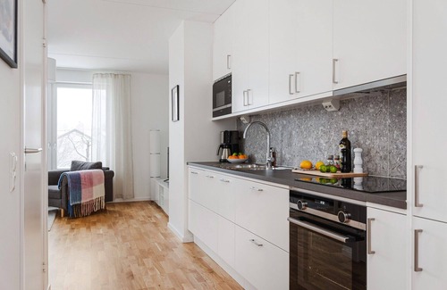 Alvsjo Apartment | Stylish Scandinavian Retreat in Stockholm with Breakfast