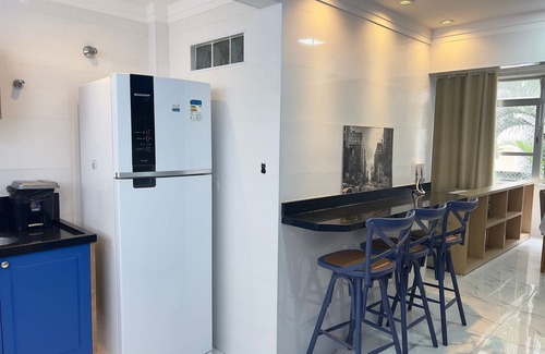 Porchat Island Apartment | Modern Sea View Retreat with Sunday Late Check-Out