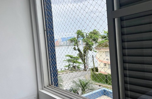 Porchat Island Apartment | Modern Sea View Retreat with Sunday Late Check-Out