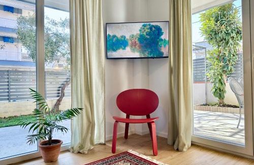 Olymbiaki Akti House | Coastal Escape: Pet-Friendly Retreat with Private Patio