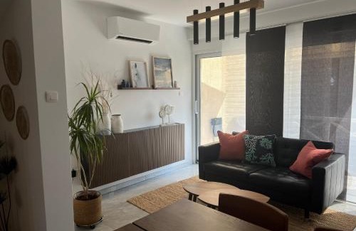 Pegeia Apartment | Elevated Seaview Townhouse Retreat in Coral Bay