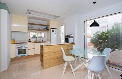 Quesada House | MODERN SEMI-DETACHED HOLIDAY HOME IN GATED COMMUNITY