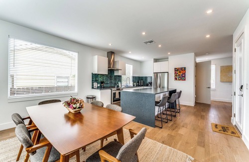MLK House | Modern & Spacious #1 in East Austin TX New Build & Near Downtown