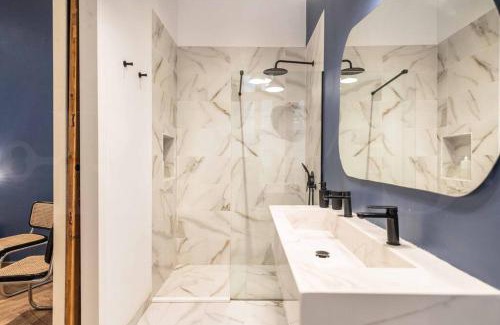 Centro Apartment | Stylish Apartment in Historic Center - Family Friendly Stay