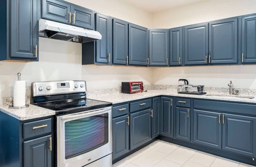 Providence Apartment | Modern Apartment for Groups - Near Downtown & Fed. Hill