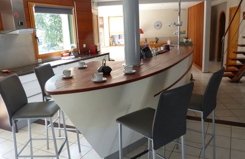 Tregunc House | Modern Villa with Private Pool & Ocean View near Concarneau