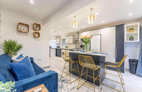 Wyken House | Stylish Hotel with Free Parking and Family-Friendly Amenities
