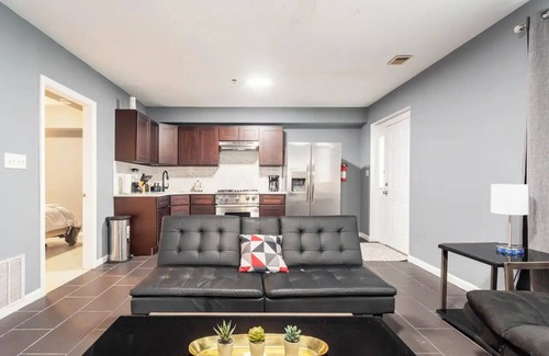 Ampere House | Modern Spacious Home, Family-Friendly, 30 Min from NYC
