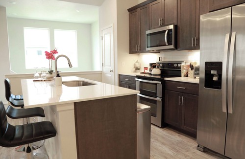 Fort Collins House | Modern & Spacious Townhome - 2 Bed, 2 Bath - Near CSU & Downtown in Fort Collins
