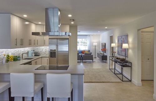 Deerfield Beach Apartment | Oceanfront 2BR Suite Steps from the Beach - Perfect Getaway!