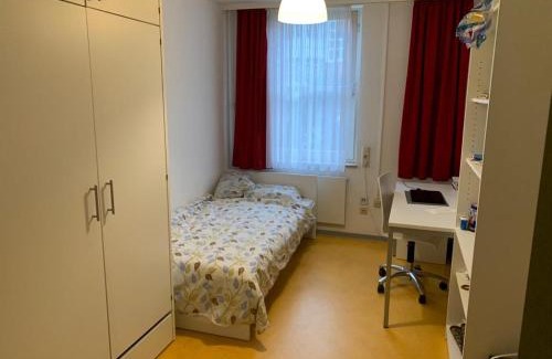 Nord-Holland House | Modern Student Room Uni-Kassel