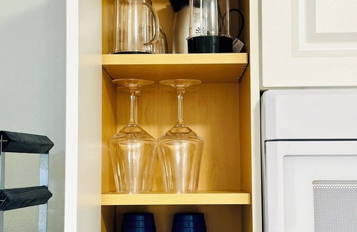 Walsingham Apartment | Modern Studio Retreat, Just 8 Minutes to the Beach!