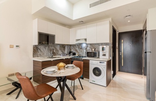 Al Barsha Apartment | Inviting Studio Apartment with Pool in Arjan