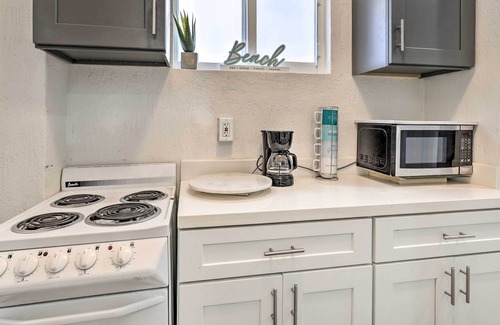 Tamiami Apartment | Modern Studio Apartment in West Miami!