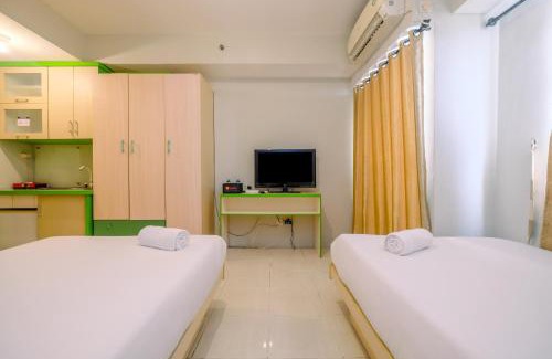 Pondokcina Apartment | Stylish Studio Near Universitas Indonesia with Pool Access