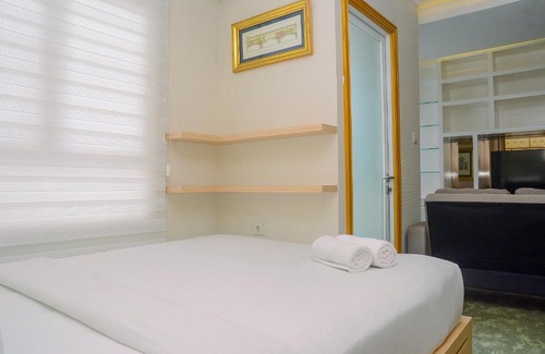 East Jakarta Apartment | Stylish Studio at Titanium Square with Pool Access