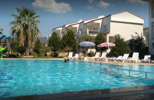 Akbuk Apartment | Modern Studio Flat in Didim with Pool & Hot Tub Access