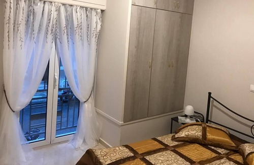 Athens City Centre Apartment | Contemporary Studio Retreat in Athens with Pool & Spa