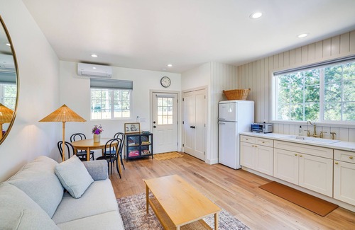 Sunriver Apartment | Stylish Studio in Bend, Close to Sunriver Resort!