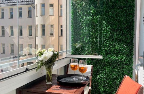 Kallio Apartment | Modern Studio in Kallio - 10/10 Guest Rated & Family Friendly
