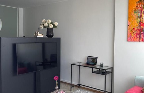 Kallio Apartment | Modern Studio in Kallio - 10/10 Guest Rated & Family Friendly