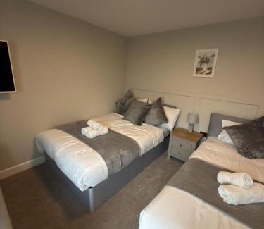 Thornton Heath Apartment | Modern Studio London Near Hospital