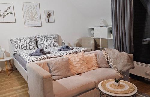Buderich Apartment | Stylish Studio Close to Düsseldorf Airport & Messe