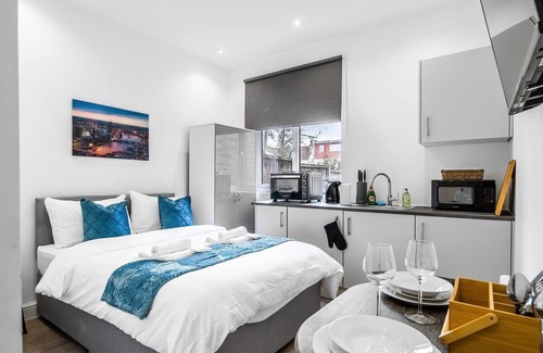 Wembley Central Apartment | Modern Studio Rooms in Wembley 2 DUP